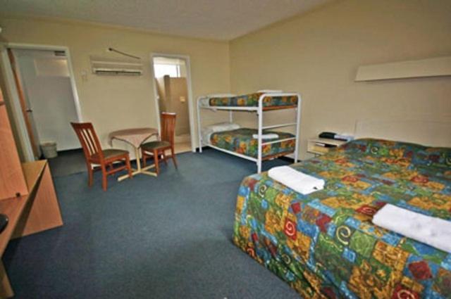 Red Cedars Motel Canberra Chambre photo