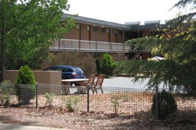 Red Cedars Motel Canberra Extérieur photo
